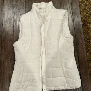 Aeropostale Women's Ivory Quilted Vest